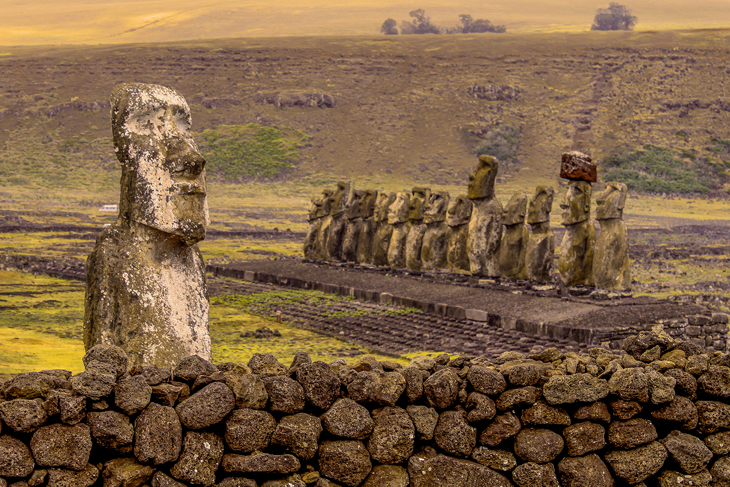Isla de Pascua. Lugar ceremonial Ahu Tongariki